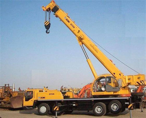 廣元吊車出租保養應該怎么做？
